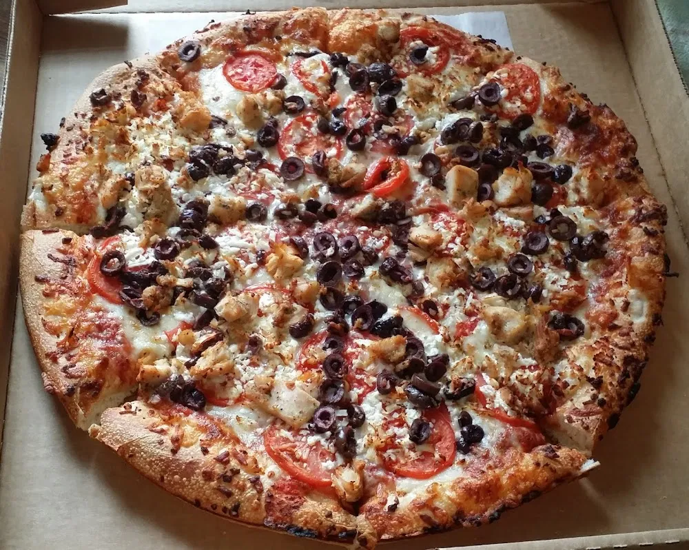 Mushroom and Black Olives Pizza
