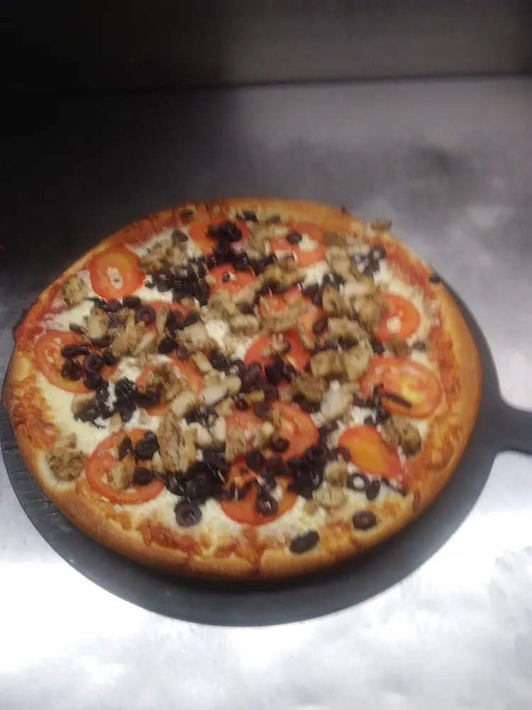 Souper Greek Pizza